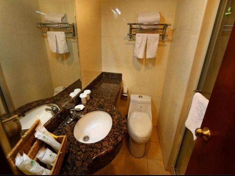 Greentree Beiwaitan Ningguo Road Station Business Hotel Shanghai