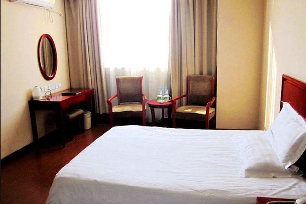 Hotel Greentree Beiwaitan Ningguo Road Station Business 3*