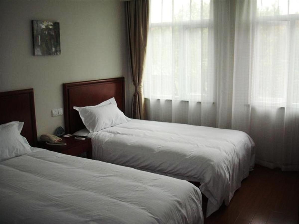 Greentree Beiwaitan Ningguo Road Station Business Hotel