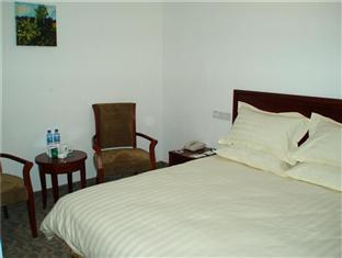 Hotel Greentree Beiwaitan Ningguo Road Station Business 3*